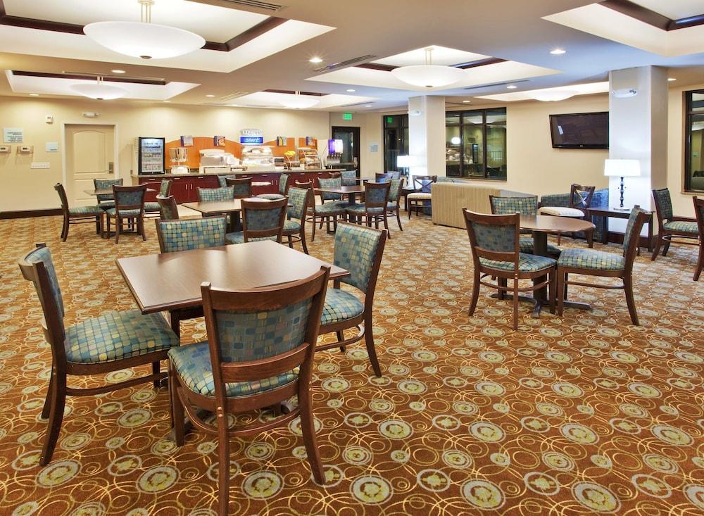 Express & - Yosemite Natl Pk Area By Ihg Hotel 3*