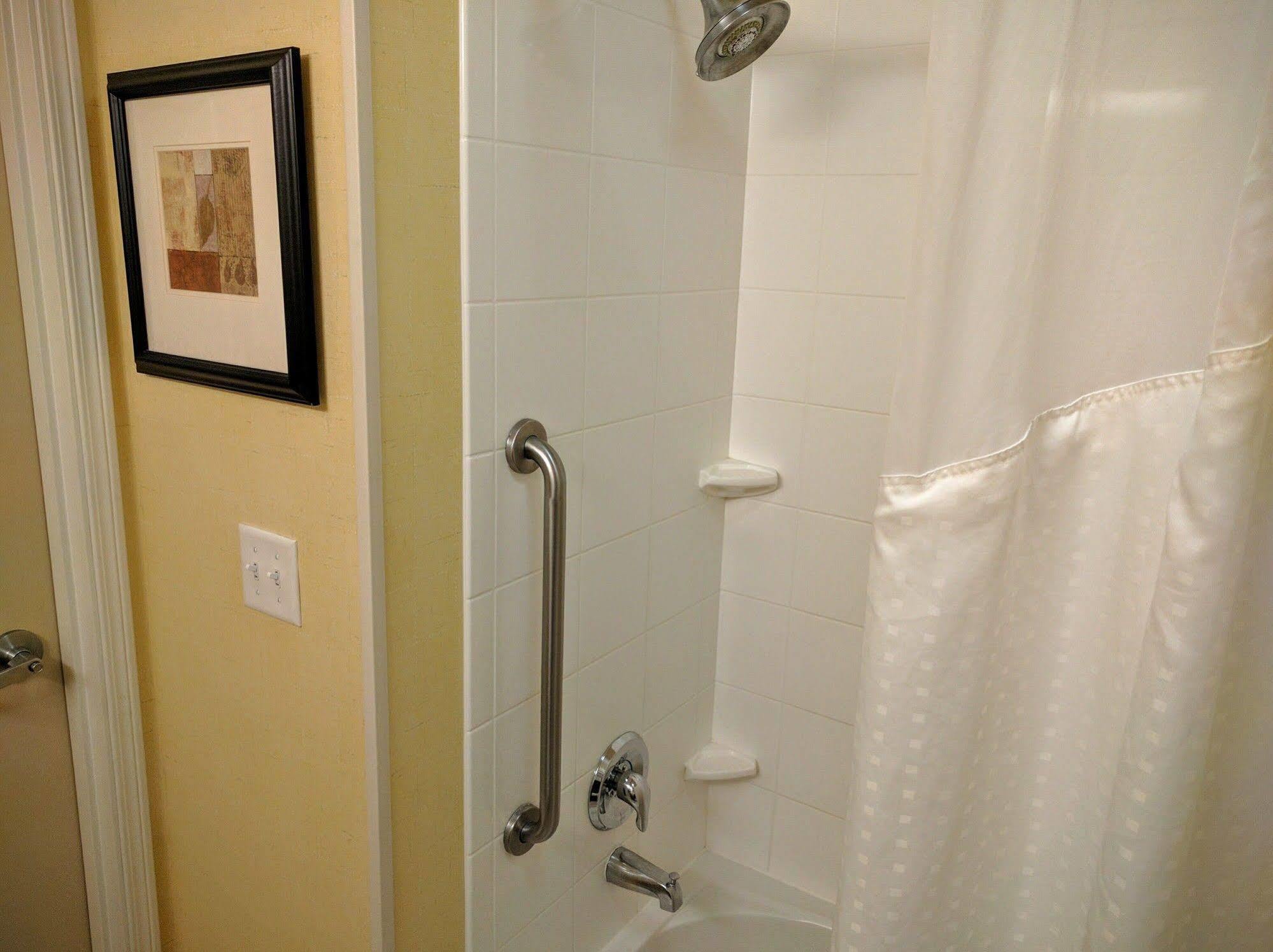 Express & - Yosemite Natl Pk Area By Ihg Hotel 3*